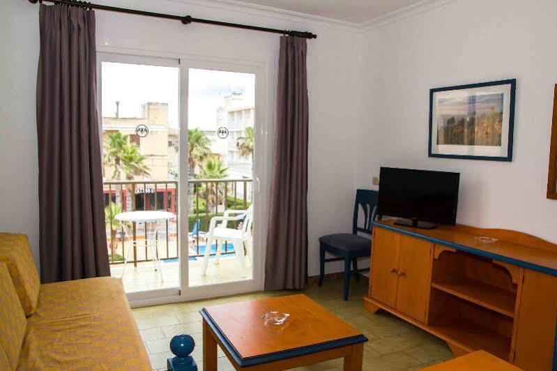 Apartamentos Charlys Can Picafort Can Picafort  Exteriér fotografie