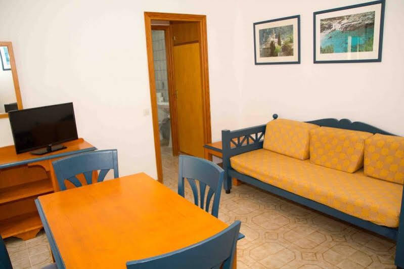 Apartamentos Charlys Can Picafort Can Picafort  Exteriér fotografie